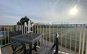 Panorama Balcony